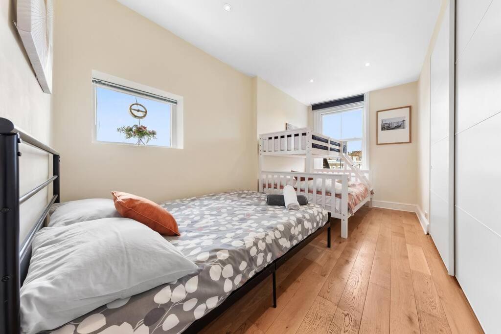Spacious Sleep 11 With Terrace In Earls Court Ec99 ロンドン エクステリア 写真
